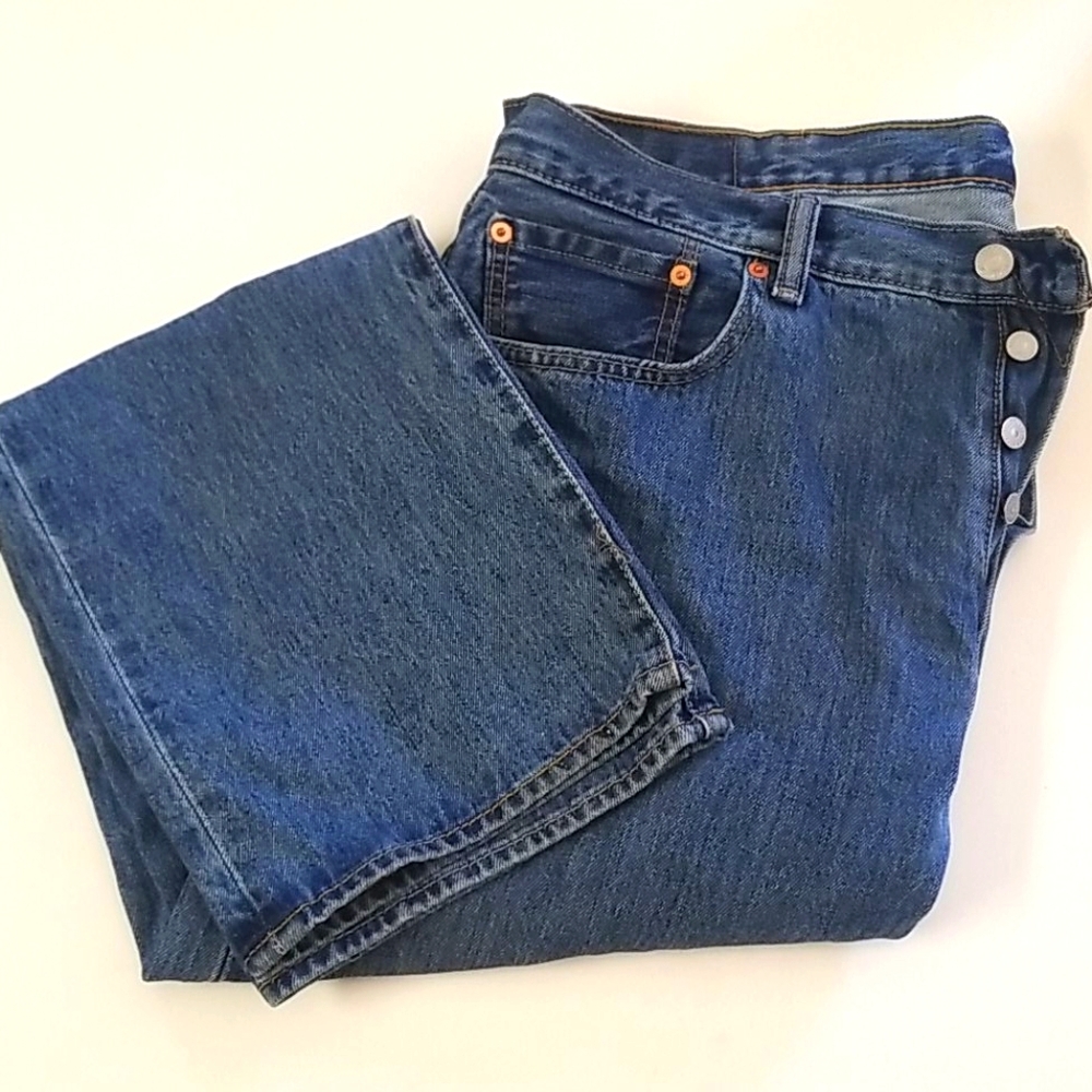 Levi's 501 button fly jeans